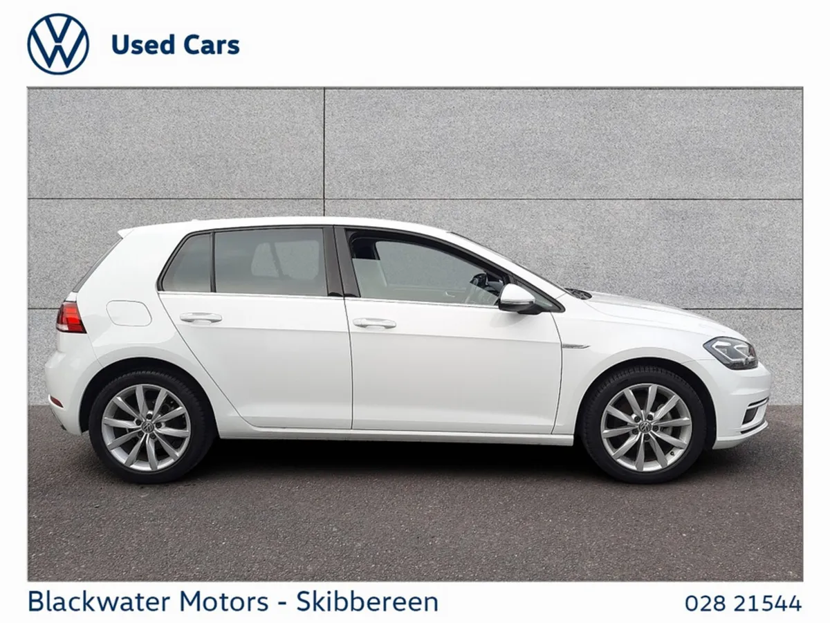 Volkswagen Golf Hatchback, Petrol, 2018, 