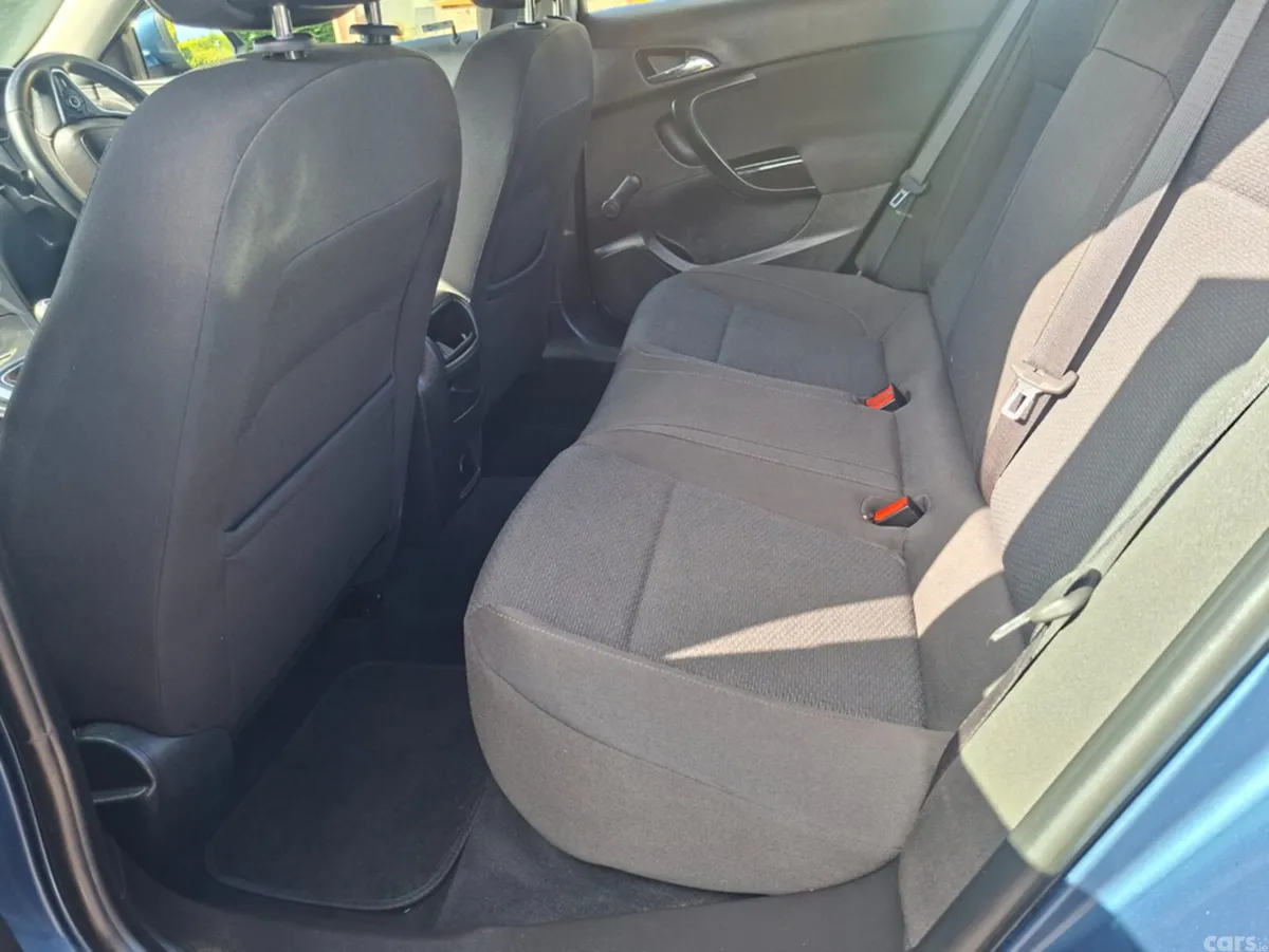 Opel Insignia Hatchback, Diesel, 2016, Blue