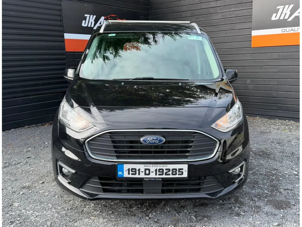 Ford Tourneo Connect Estate, Diesel, 2019, Black