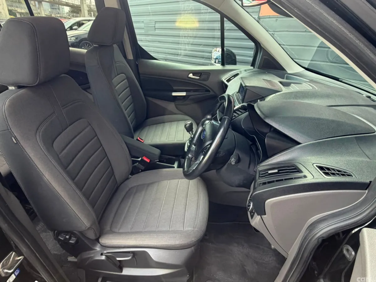 Ford Tourneo Connect Estate, Diesel, 2019, Black