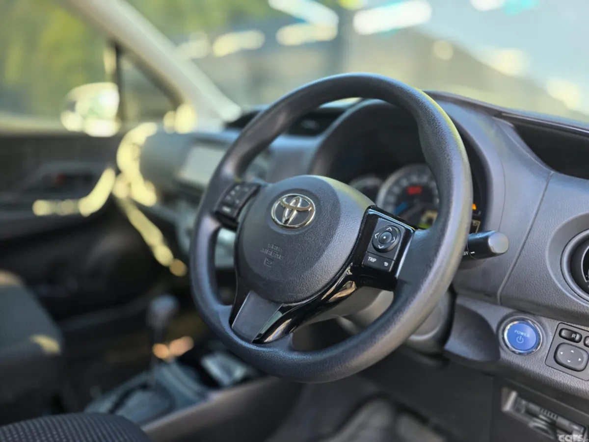 Toyota Vitz Hatchback, Petrol Hybrid, 2017, Grey