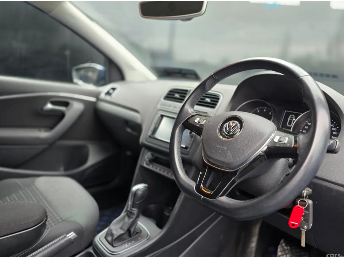 Volkswagen Polo Hatchback, Petrol, 2017, Blue