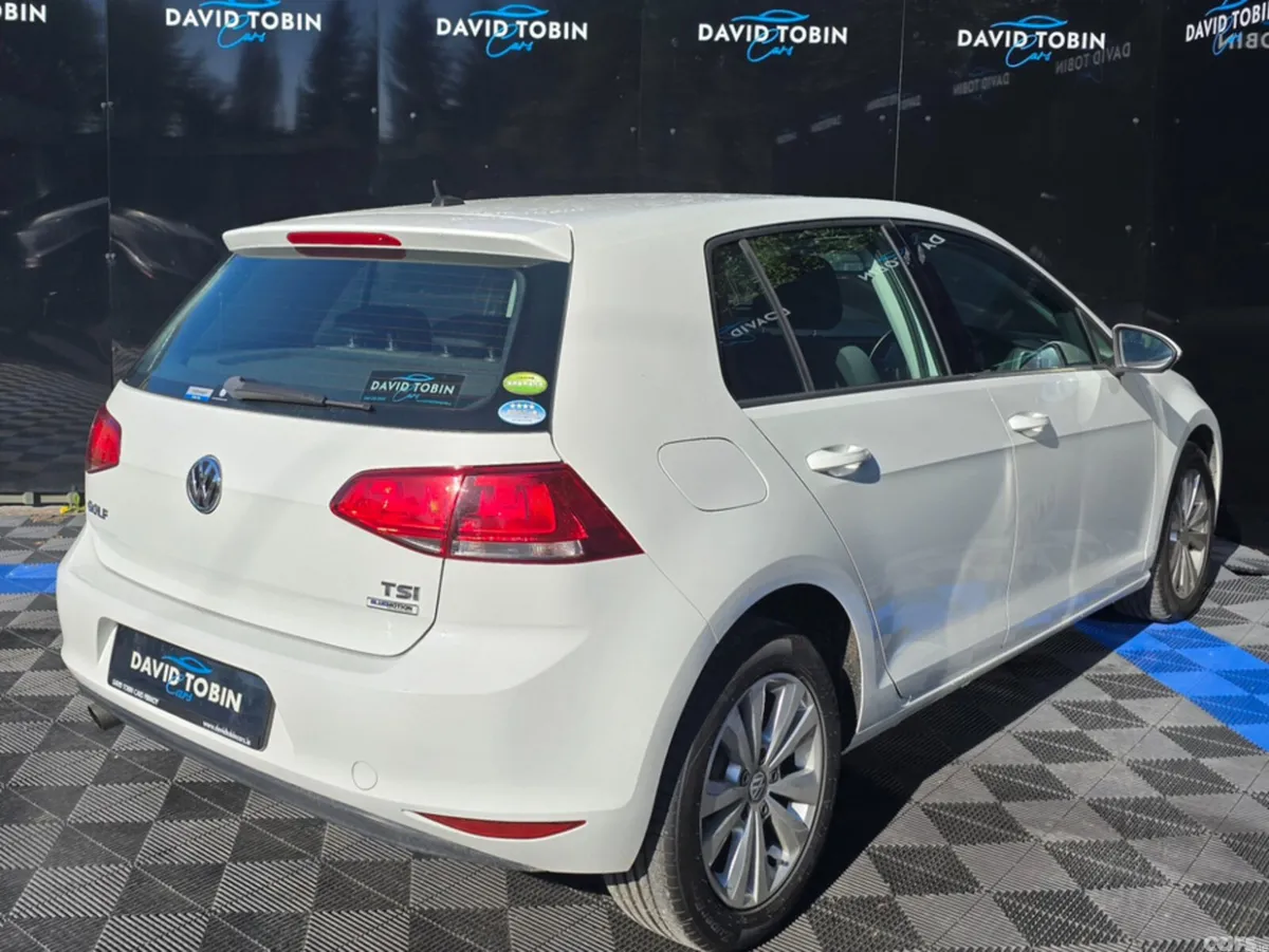 Volkswagen Golf Hatchback, Petrol, 2016, White