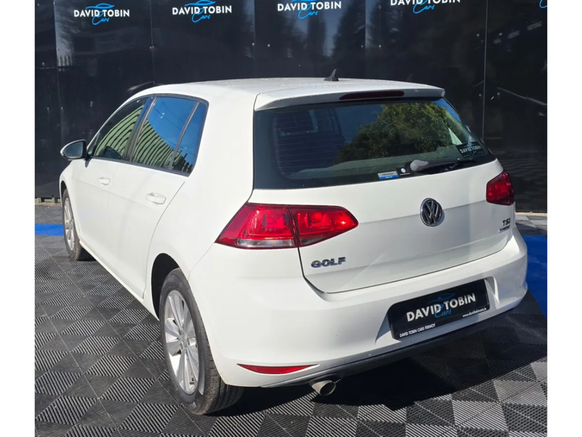 Volkswagen Golf Hatchback, Petrol, 2016, White