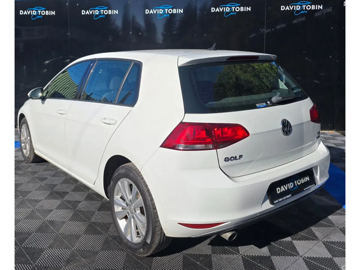 Volkswagen Golf Hatchback, Petrol, 2016, White