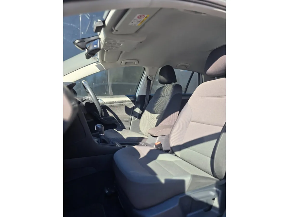 Volkswagen Golf Hatchback, Petrol, 2016, White