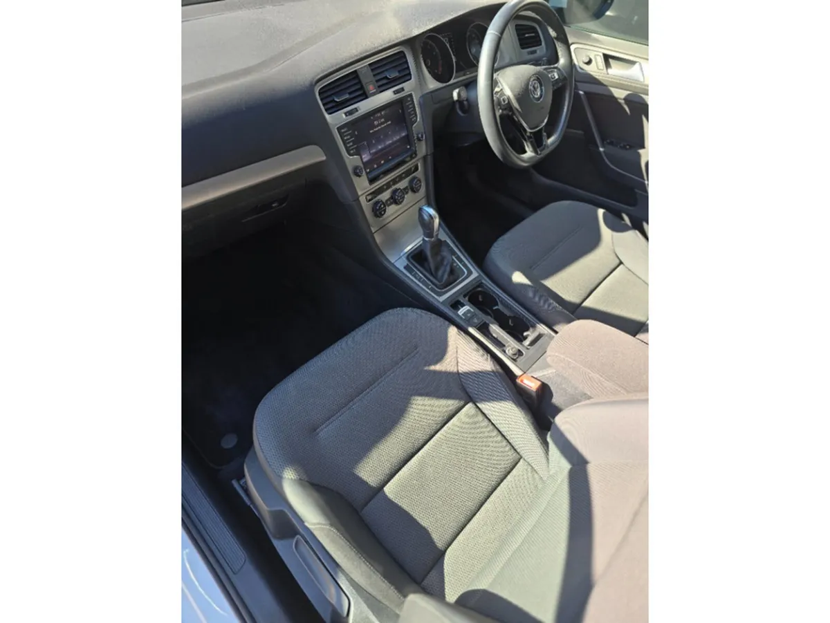 Volkswagen Golf Hatchback, Petrol, 2016, White