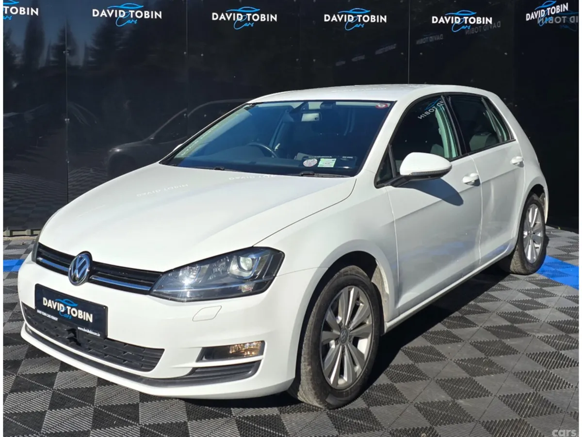 Volkswagen Golf Hatchback, Petrol, 2016, White