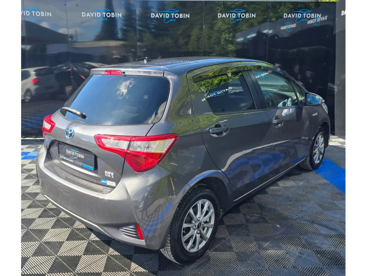 Toyota Vitz Hatchback, Petrol Hybrid, 2017, Grey