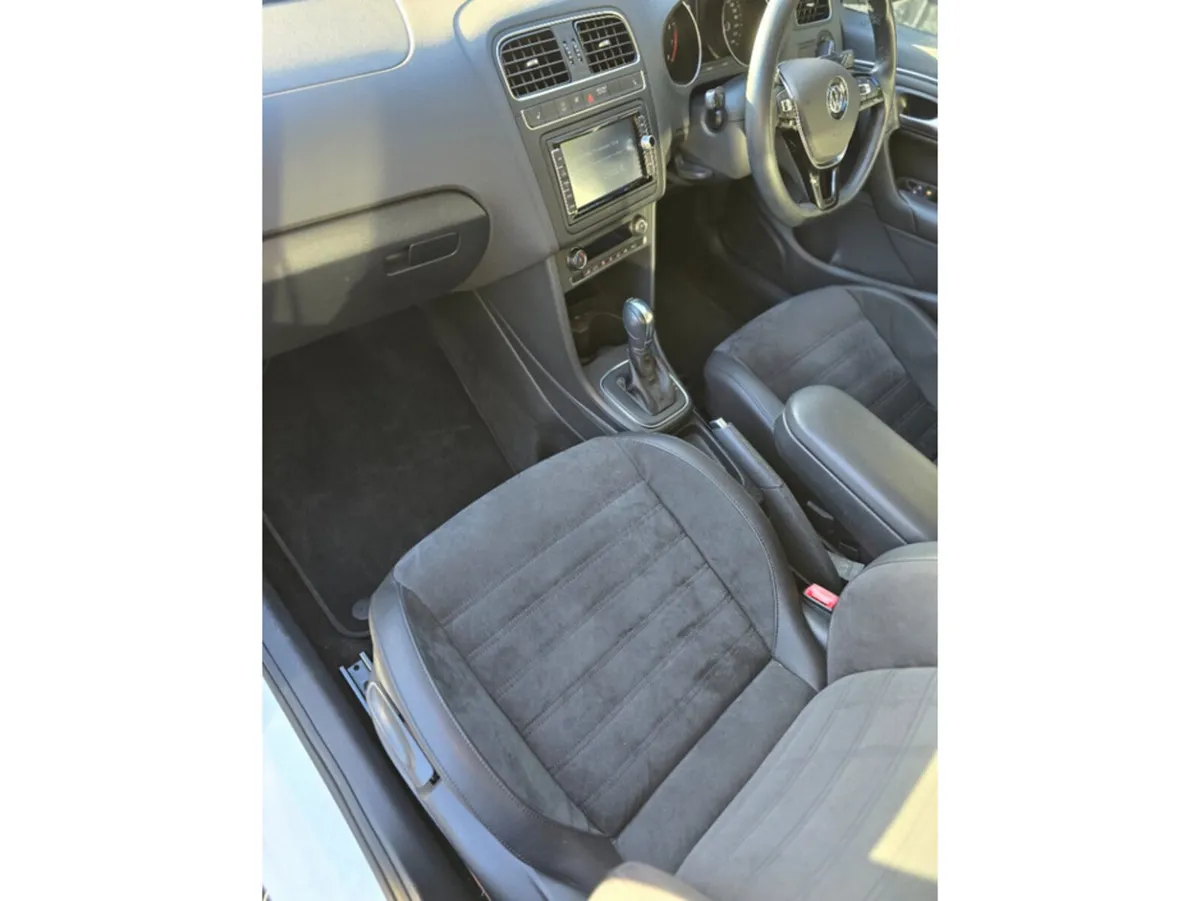 Volkswagen Polo Hatchback, Petrol, 2017, White