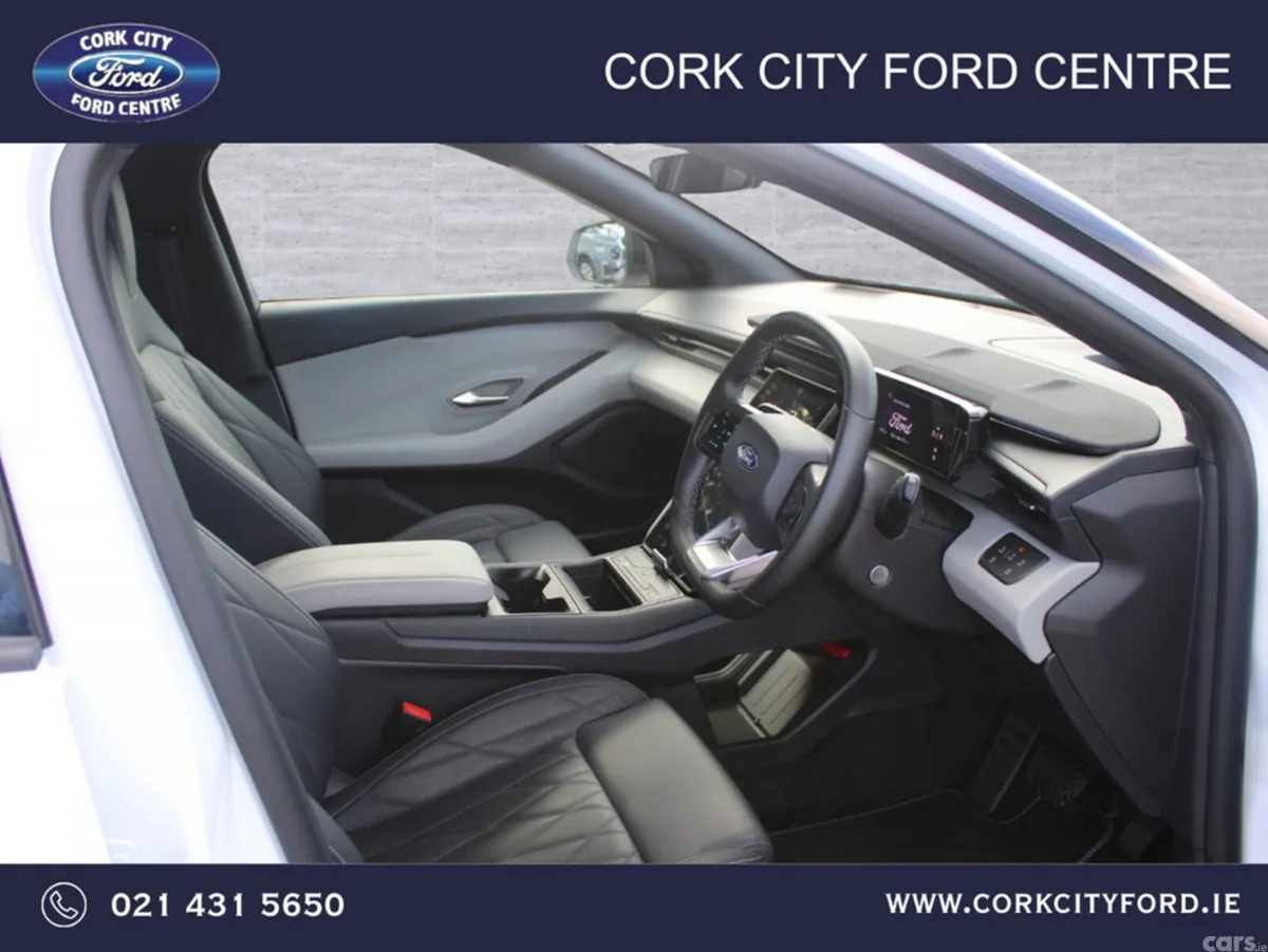 Ford Explorer MPV, Electric, 2026, White