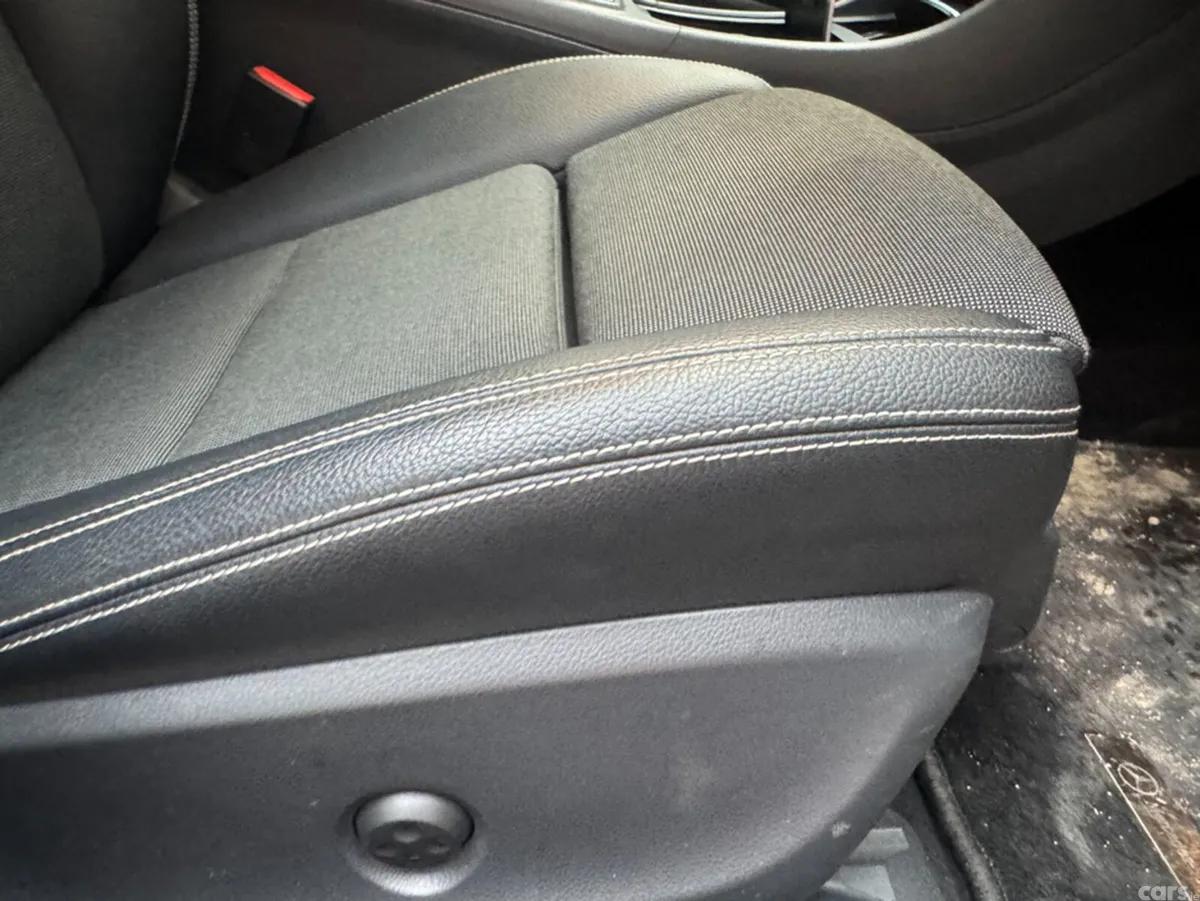 Mercedes-Benz A-Class Hatchback, Petrol, 2018, White