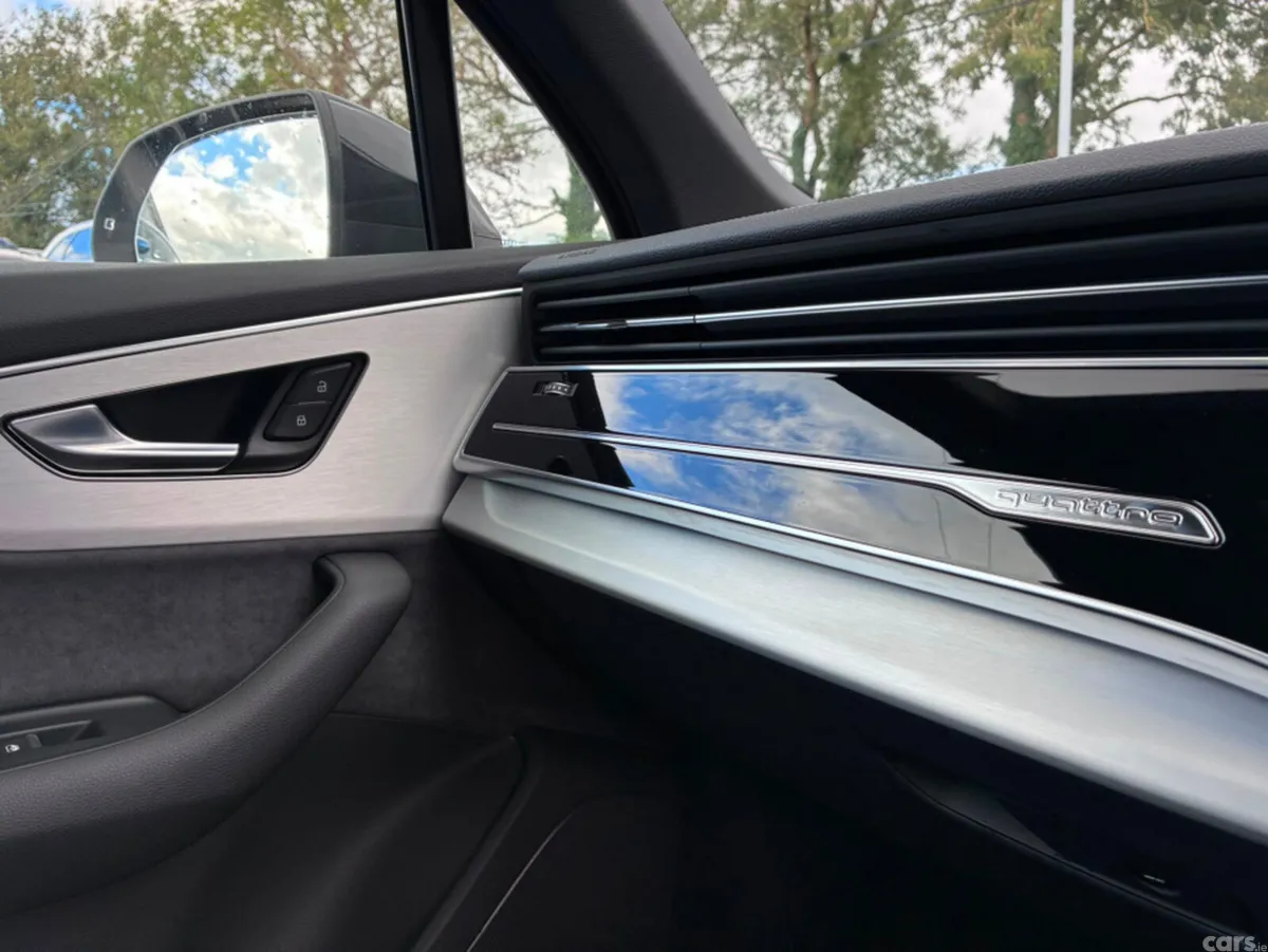Audi Q7 SUV, Petrol Plug-in Hybrid, 2025, Black