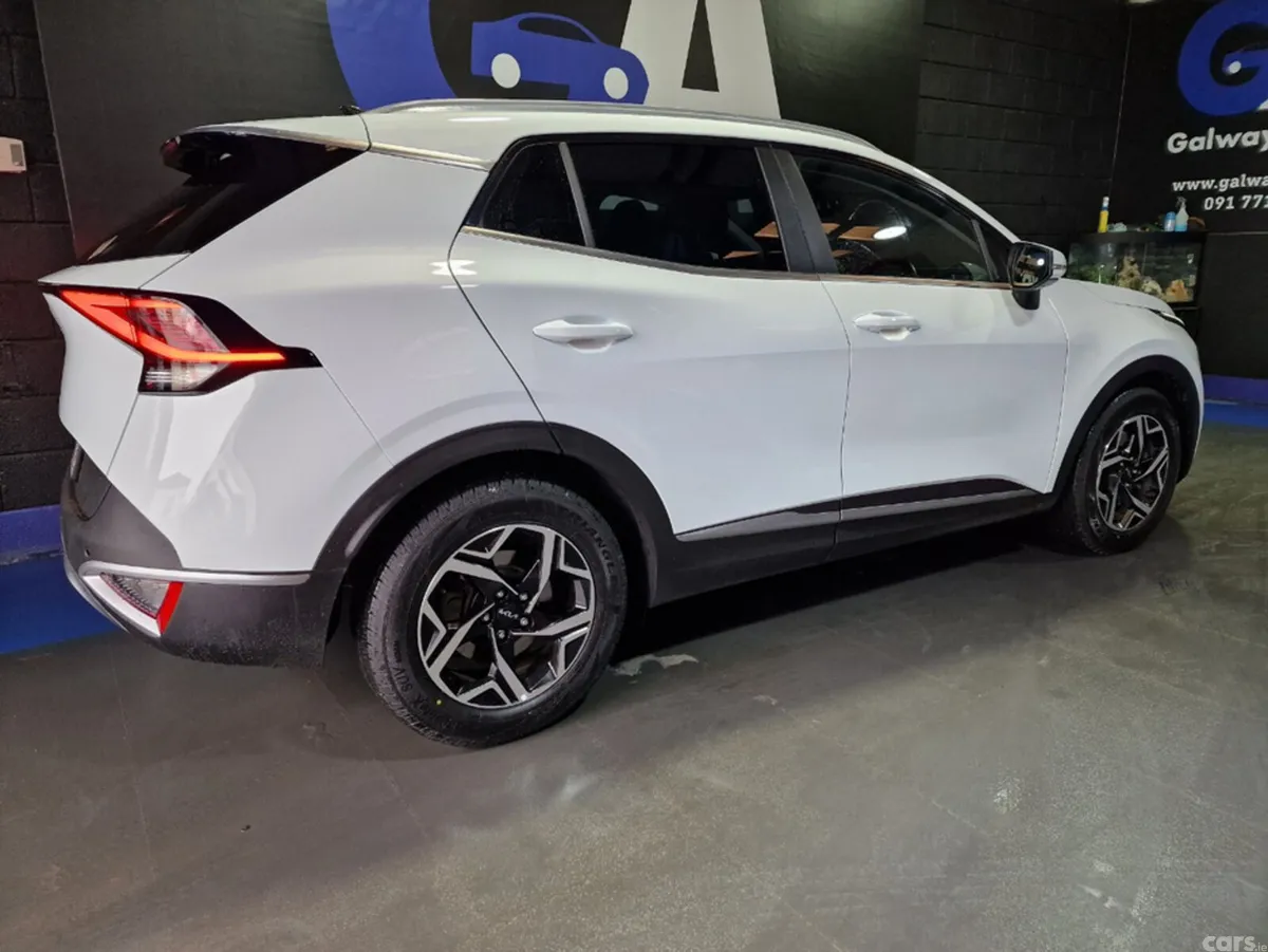 Kia Sportage SUV, Diesel, 2023, White