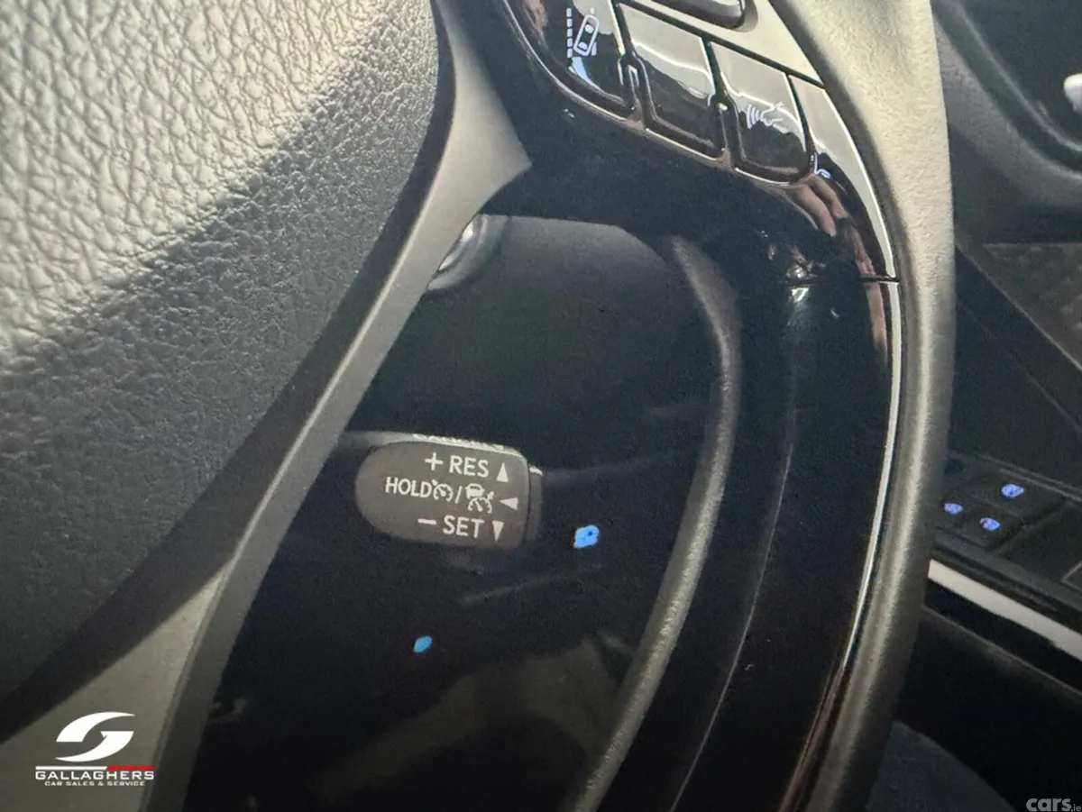 Toyota C-HR SUV, Petrol Hybrid, 2021, Black
