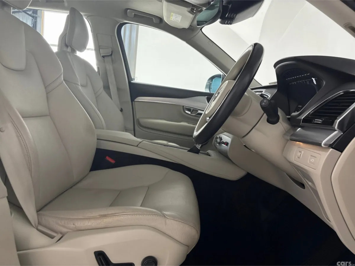 Volvo XC90 Estate, Diesel, 2017, Grey