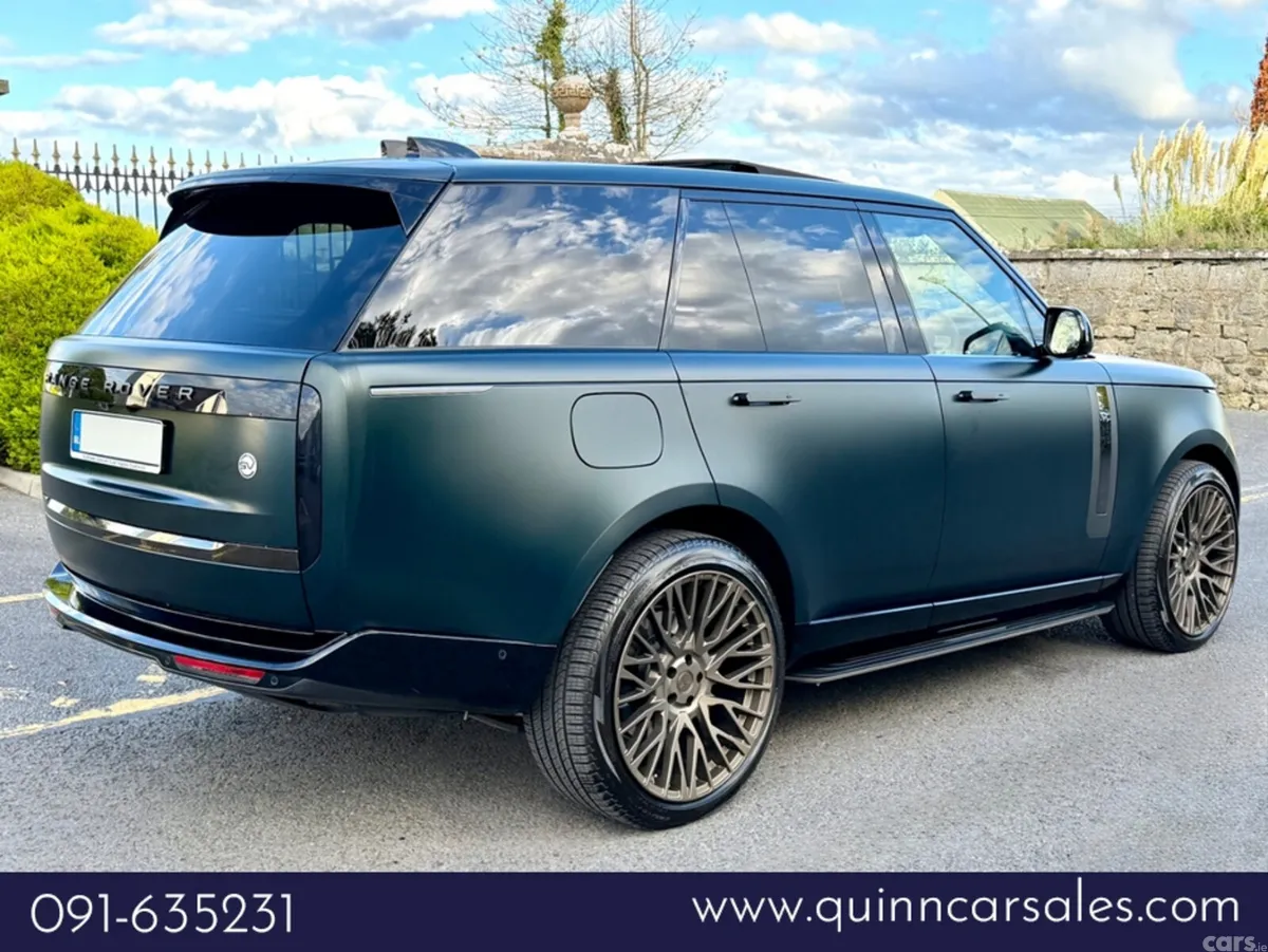 Land Rover Range Rover SUV, Petrol Plug-in Hybrid, 2026, Green