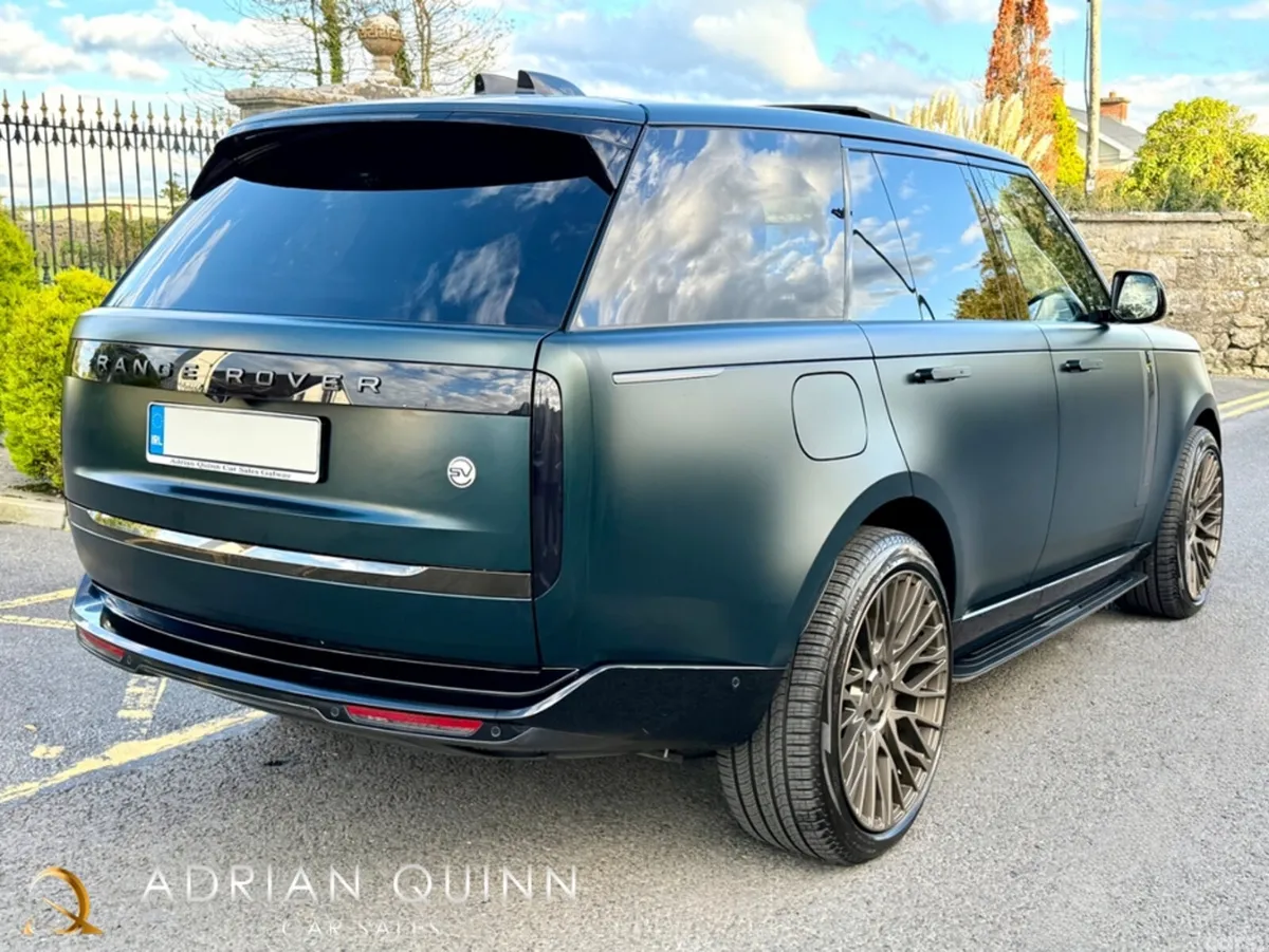 Land Rover Range Rover SUV, Petrol Plug-in Hybrid, 2026, Green
