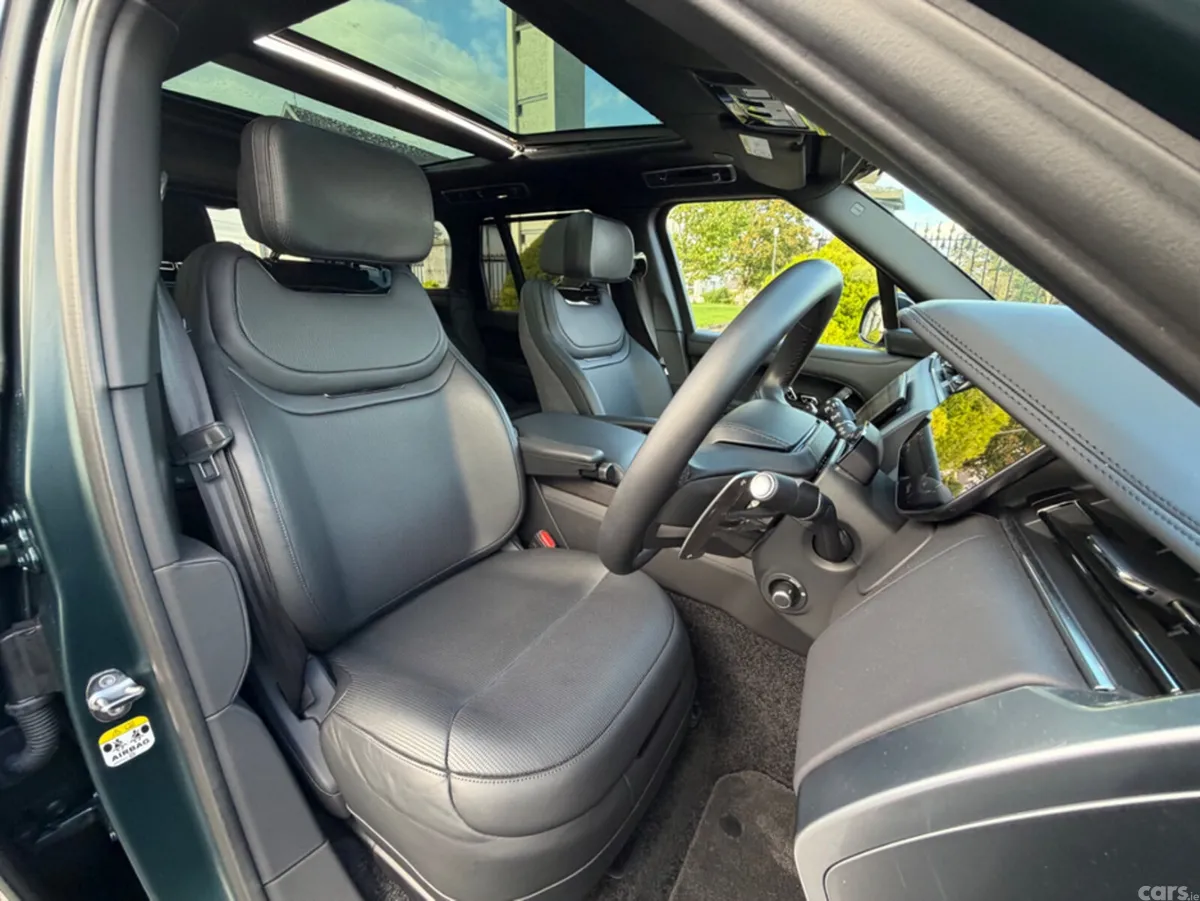 Land Rover Range Rover SUV, Petrol Plug-in Hybrid, 2026, Green