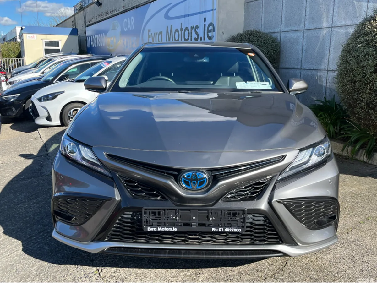Toyota Camry Saloon, Petrol Hybrid, 2022, Grey