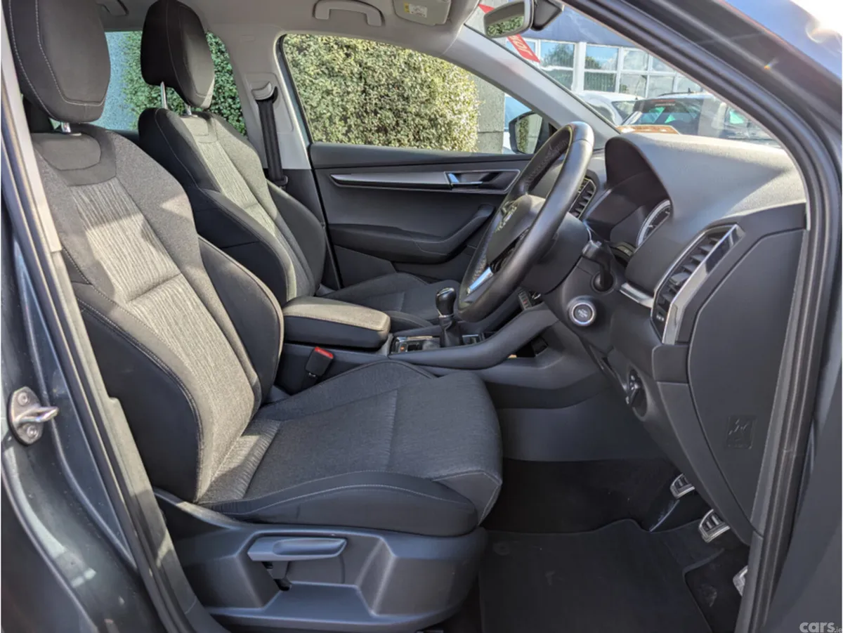 Skoda Karoq MPV, Petrol, 2018, Grey