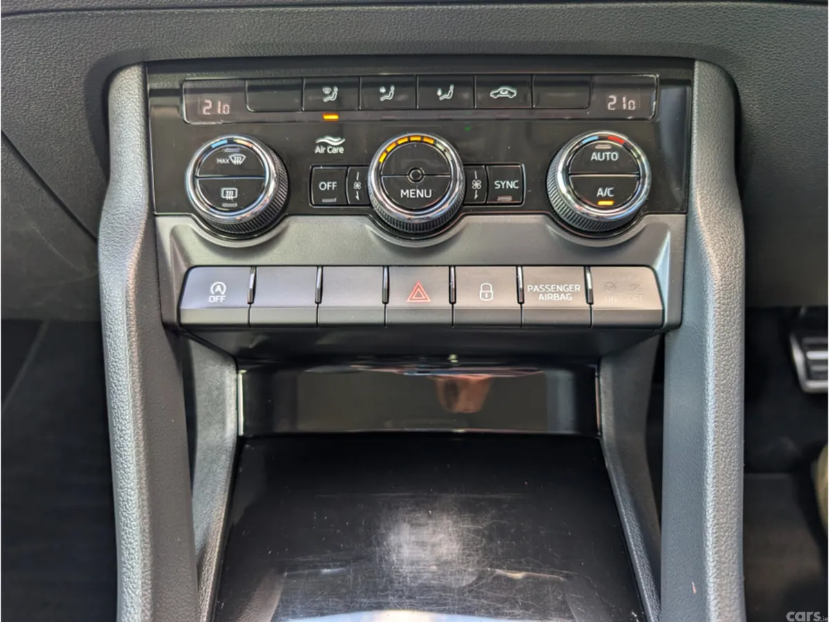 Skoda Karoq MPV, Petrol, 2018, Grey