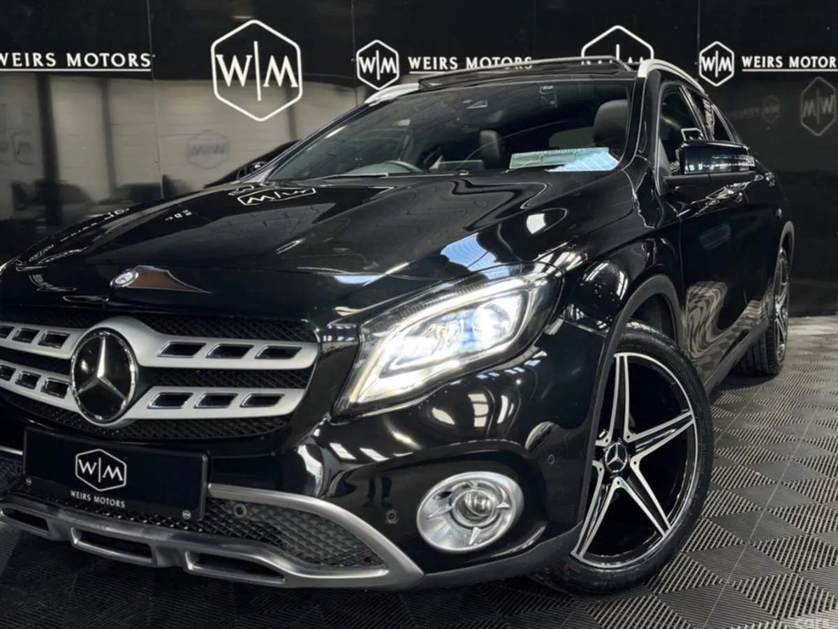 Mercedes-Benz GLA MPV, Petrol, 2017, Black