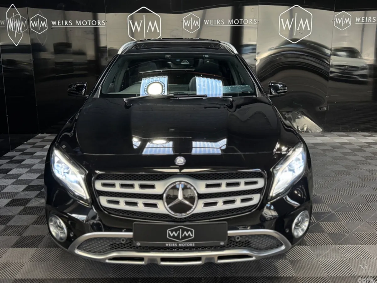 Mercedes-Benz GLA MPV, Petrol, 2017, Black