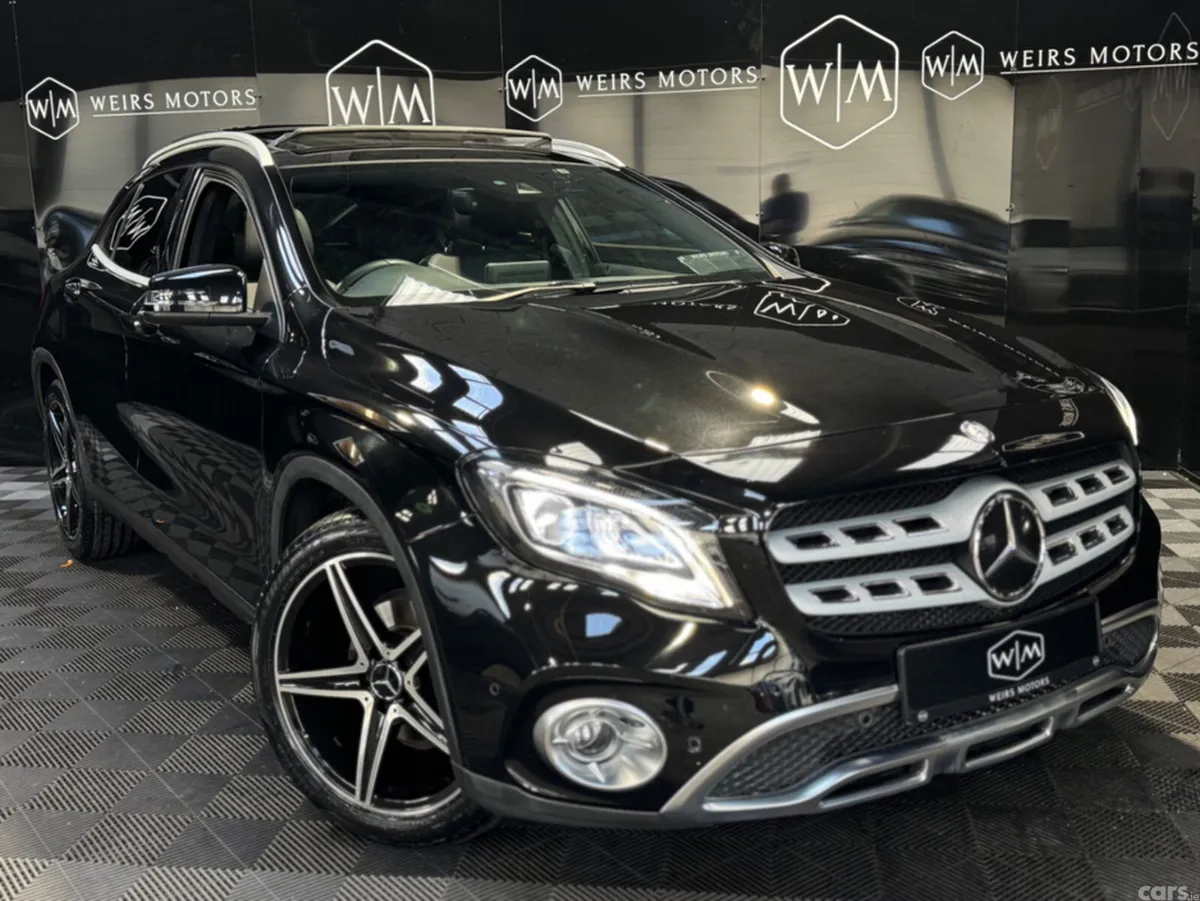 Mercedes-Benz GLA MPV, Petrol, 2017, Black