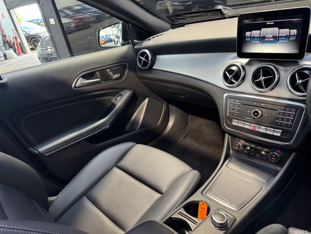 Mercedes-Benz GLA MPV, Petrol, 2017, Black