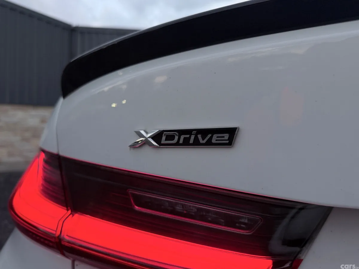 BMW 3-Series Saloon, Petrol Plug-in Hybrid, 2022, White