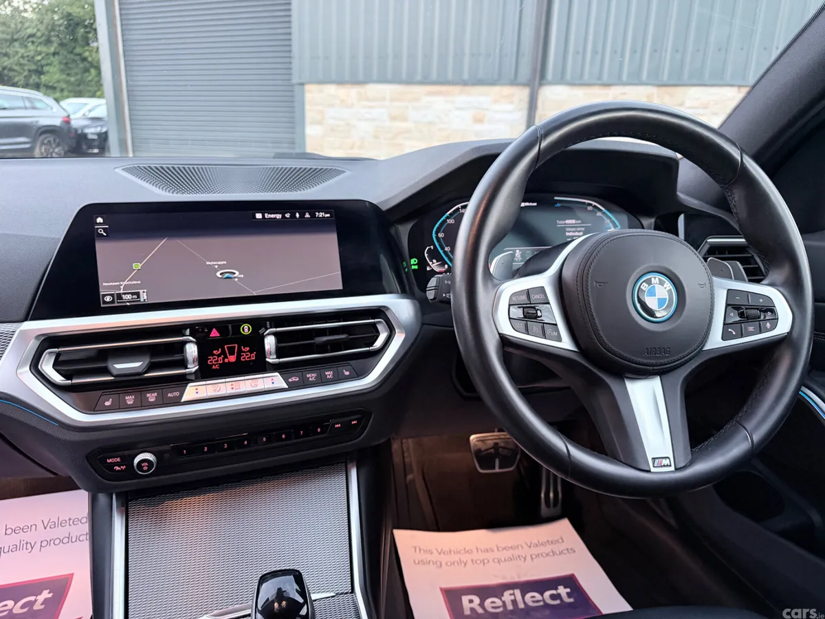 BMW 3-Series Saloon, Petrol Plug-in Hybrid, 2022, White