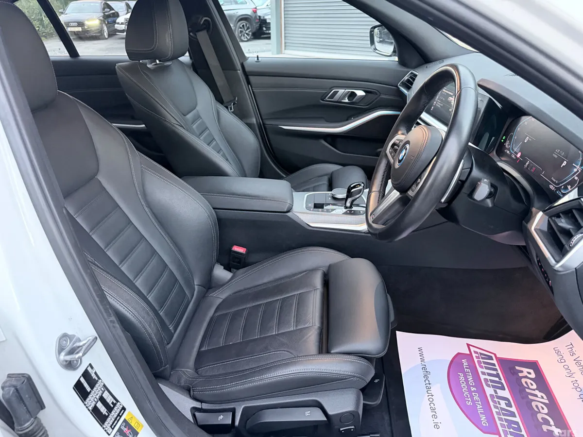 BMW 3-Series Saloon, Petrol Plug-in Hybrid, 2022, White