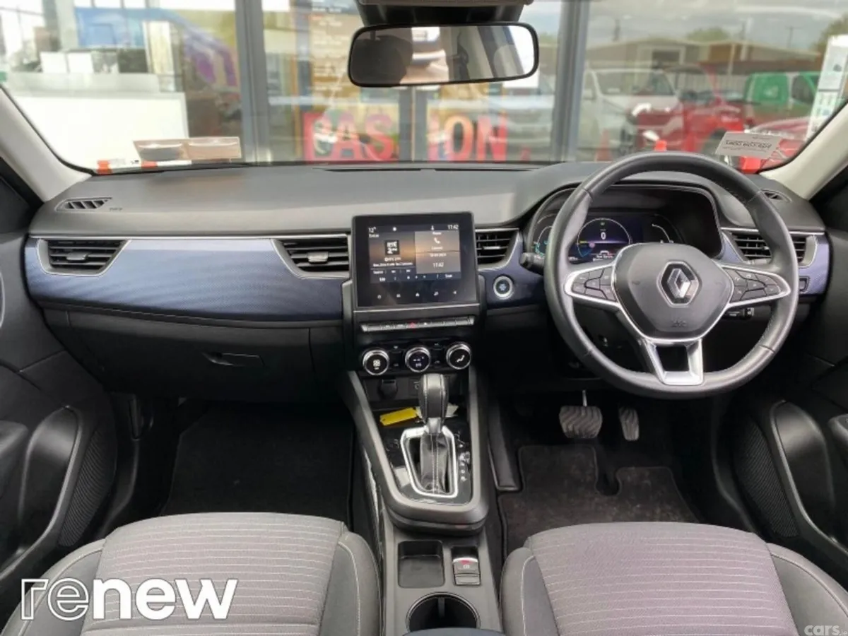 Renault Arkana Hatchback, Petrol, 2022, White