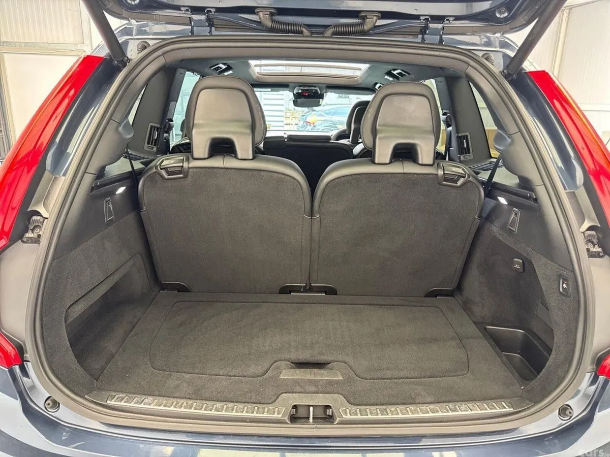 Volvo XC90 SUV, Petrol Plug-in Hybrid, 2021, Blue