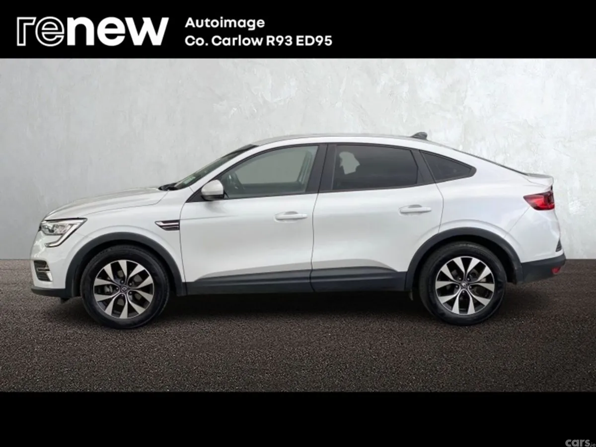 Renault Arkana Hatchback, Petrol, 2022, White
