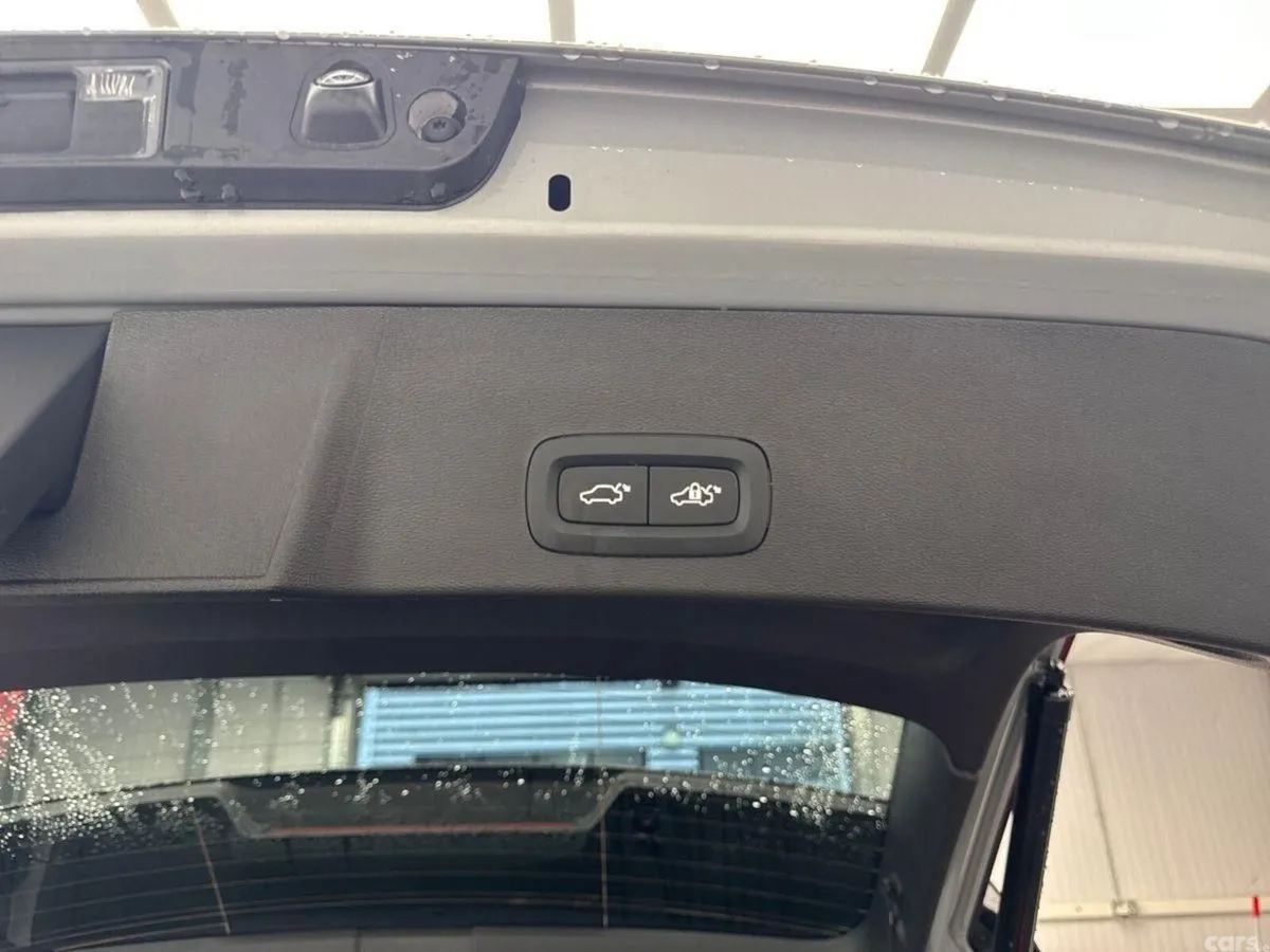 Volvo XC40 Estate, Electric, 2024, Grey