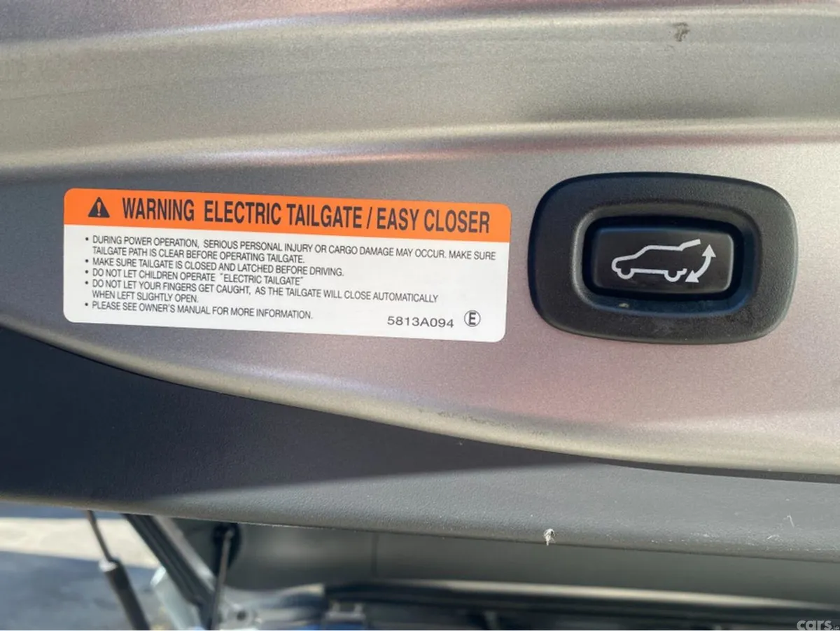 Mitsubishi Outlander 2.4 EXCEED PHEV @ Waltons Gar, Ranelagh