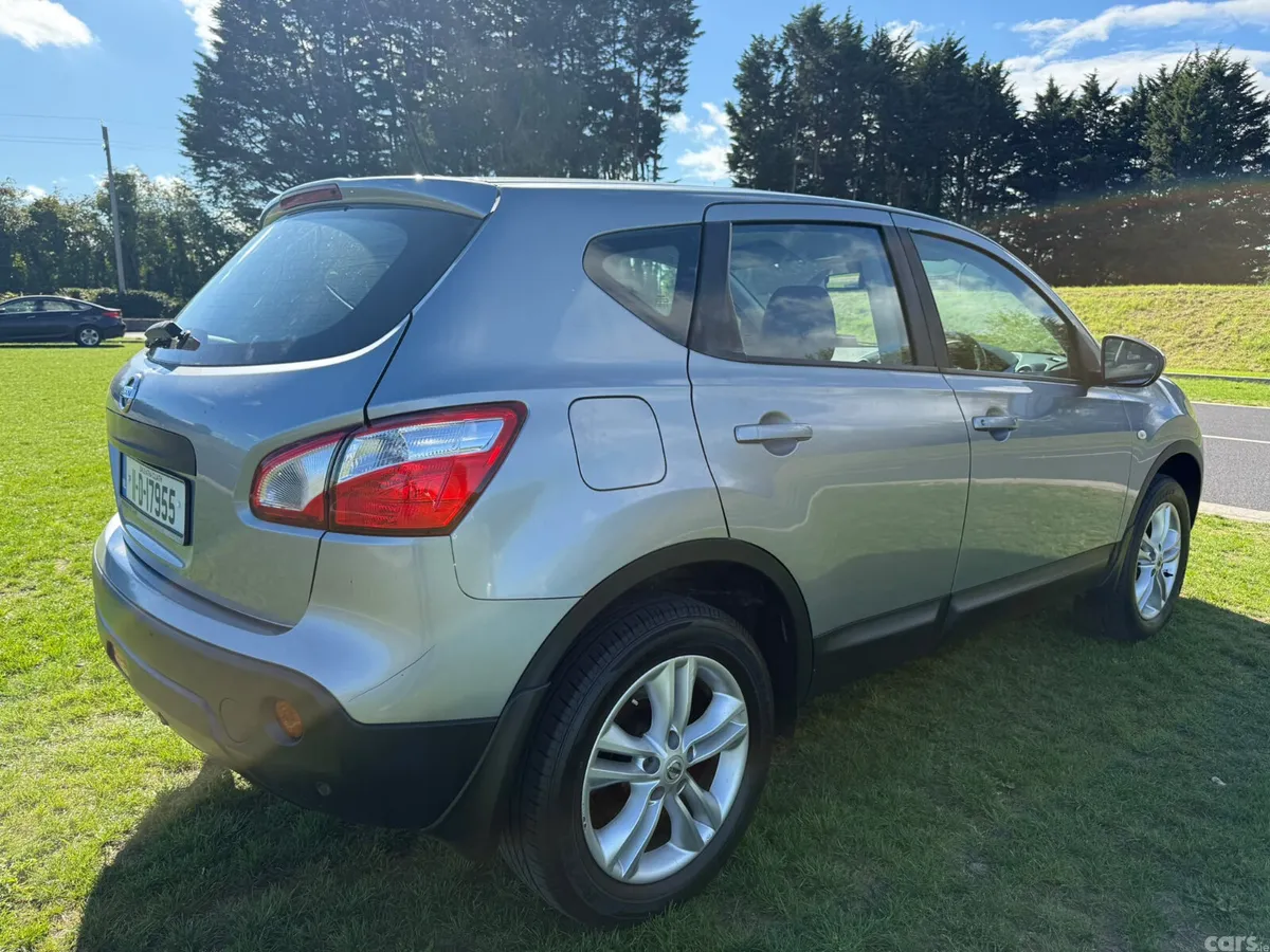 Nissan Qashqai Hatchback, Petrol, 2011, Blue