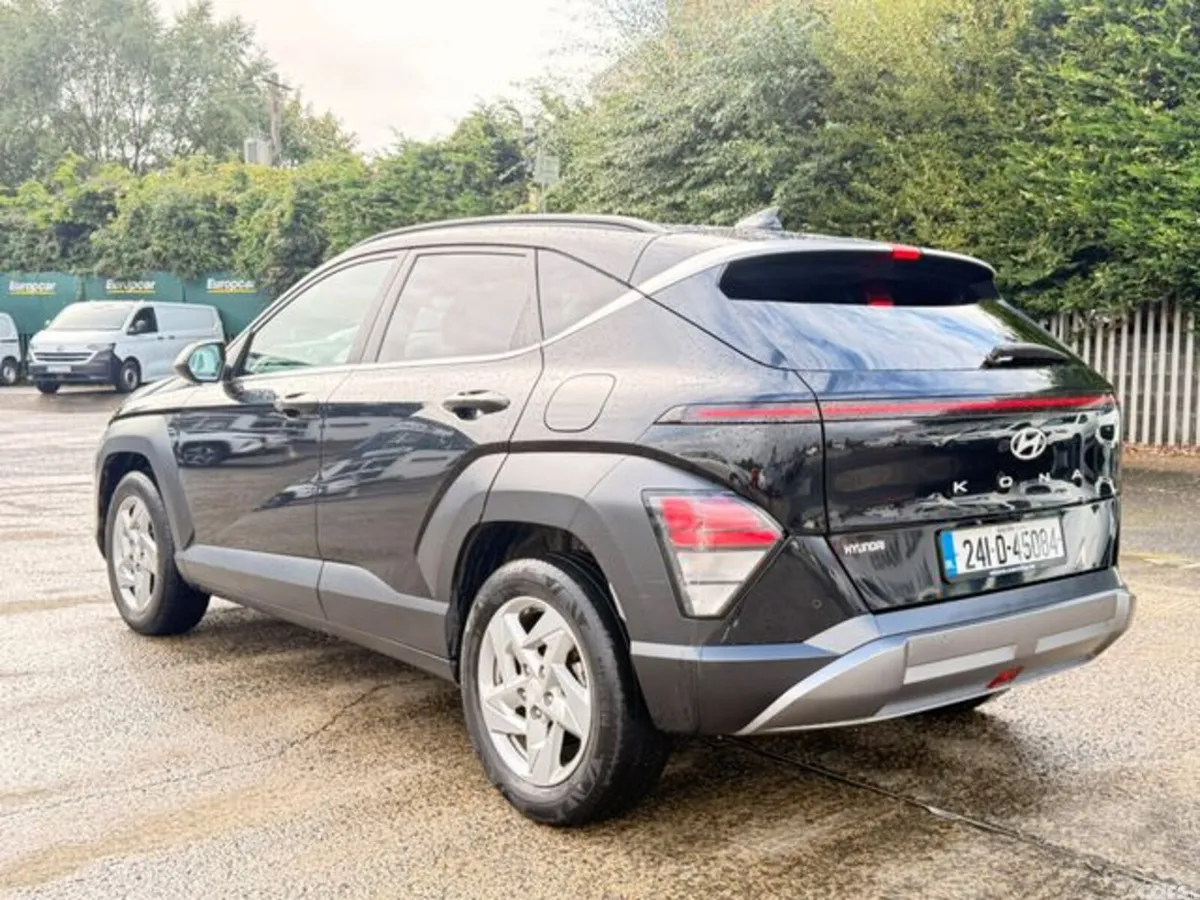 Hyundai KONA MPV, Petrol, 2024, Black