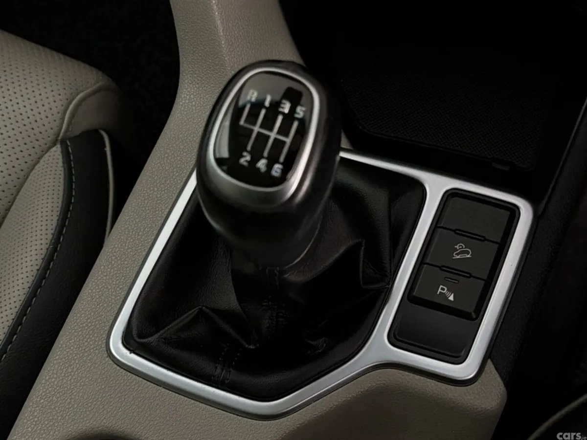 Kia Sportage SUV, Diesel Hybrid, 2021, Grey