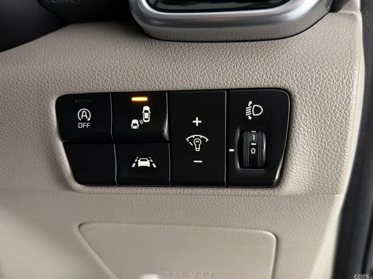 Kia Sportage SUV, Diesel Hybrid, 2021, Grey
