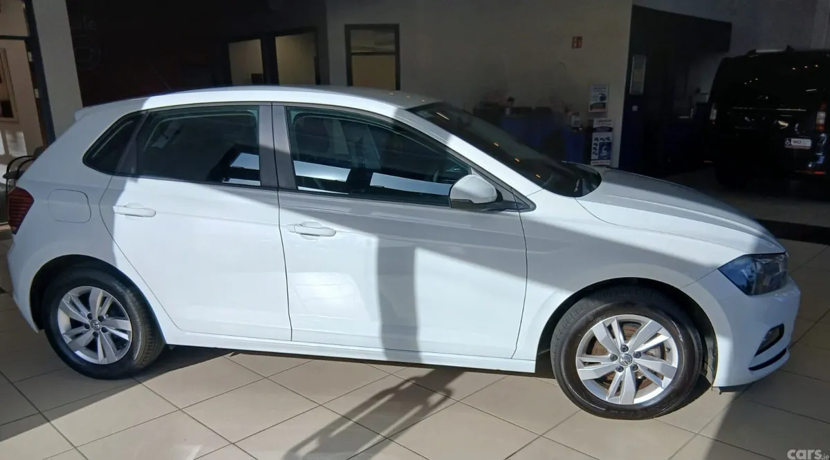 Volkswagen Polo Hatchback, Petrol, 2020, White