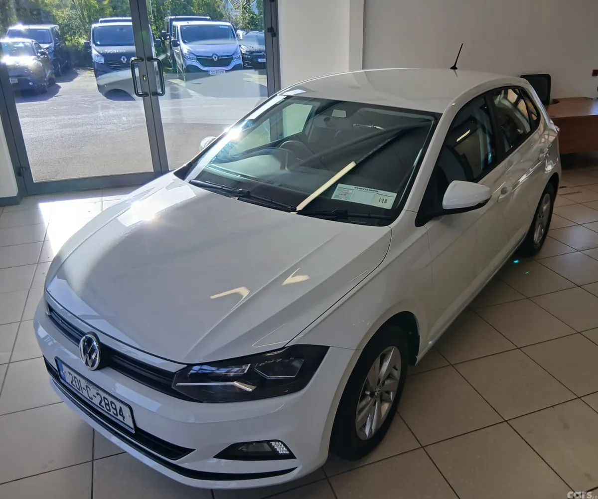 Volkswagen Polo Hatchback, Petrol, 2020, White