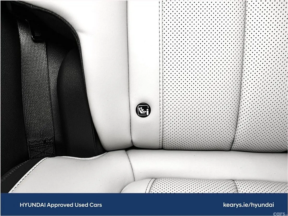 Hyundai Santa Fe SUV, Petrol Plug-in Hybrid, 2023, Grey