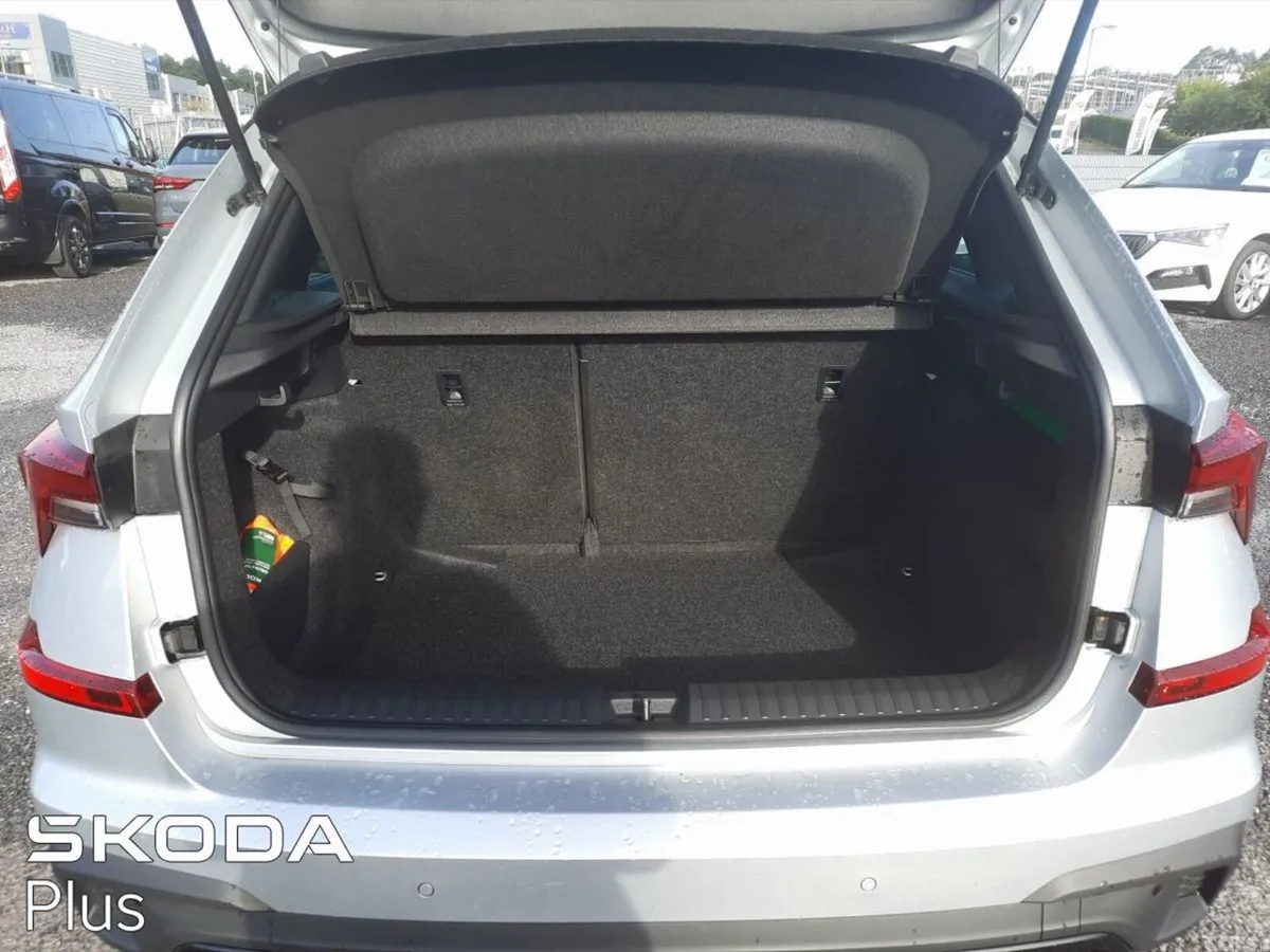 Skoda Kamiq Hatchback, Petrol, 2025, Grey