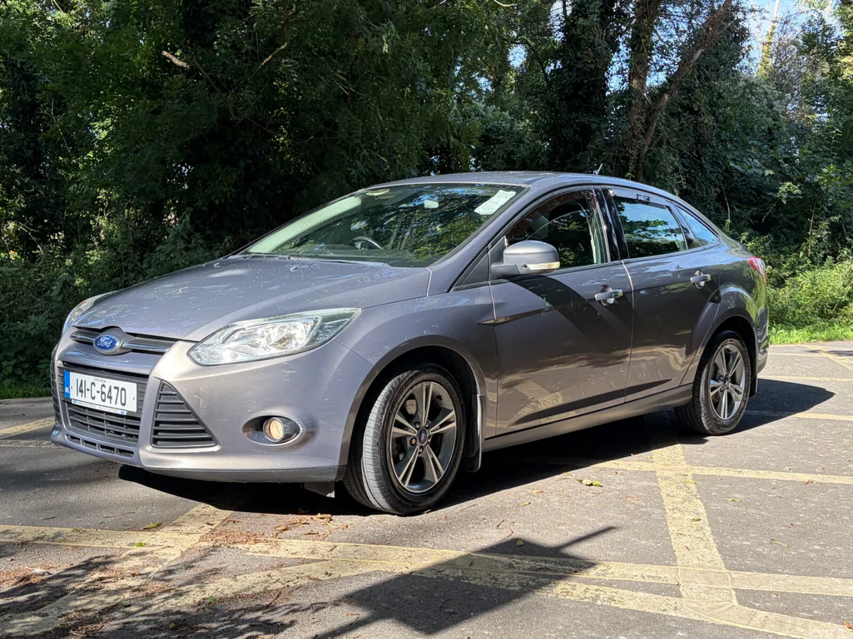 Ford Focus Saloon, Diesel, 2014, Brown