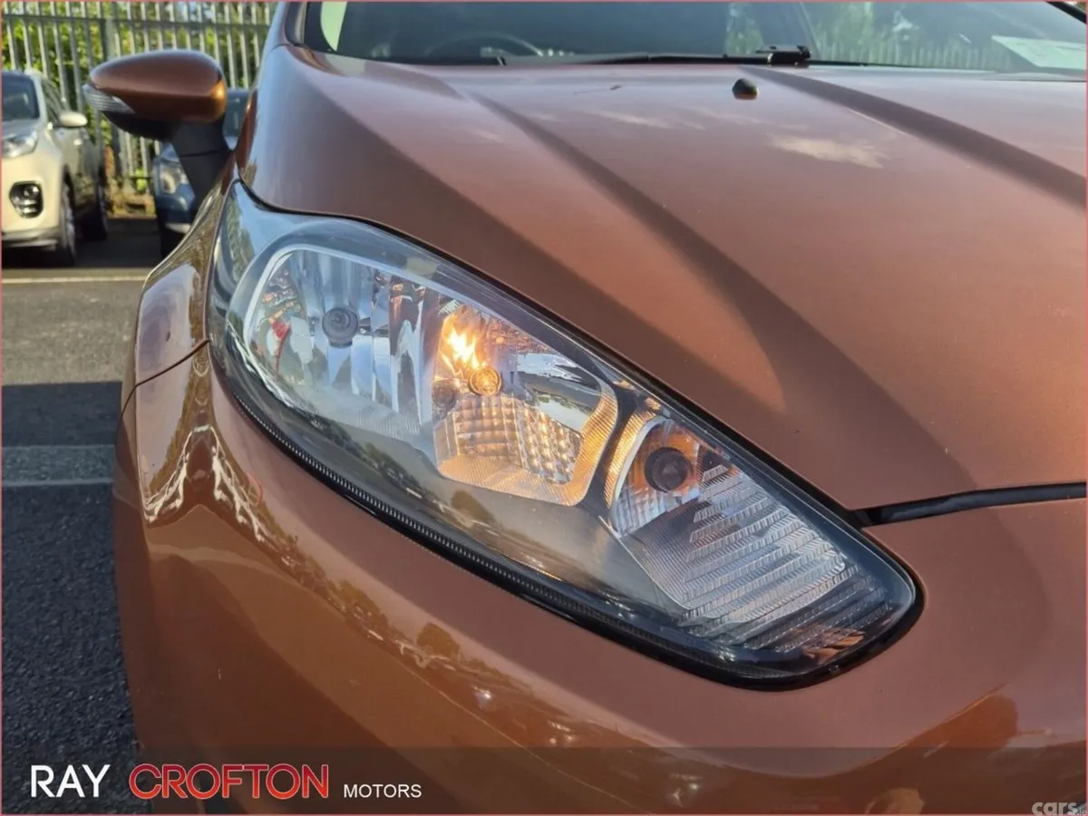 Ford Fiesta Hatchback, Petrol, 2015, Brown