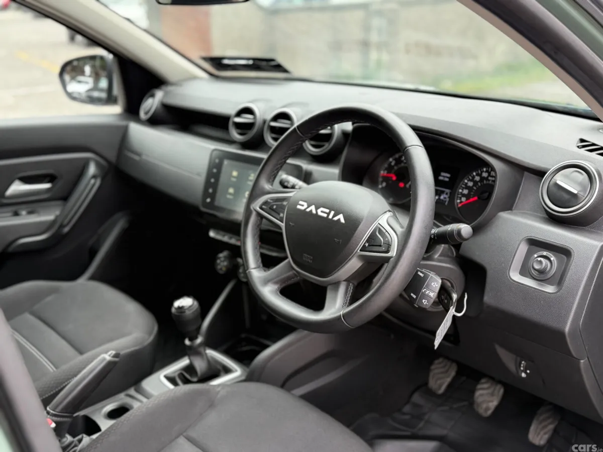 Dacia Duster SUV, Diesel, 2023, Grey