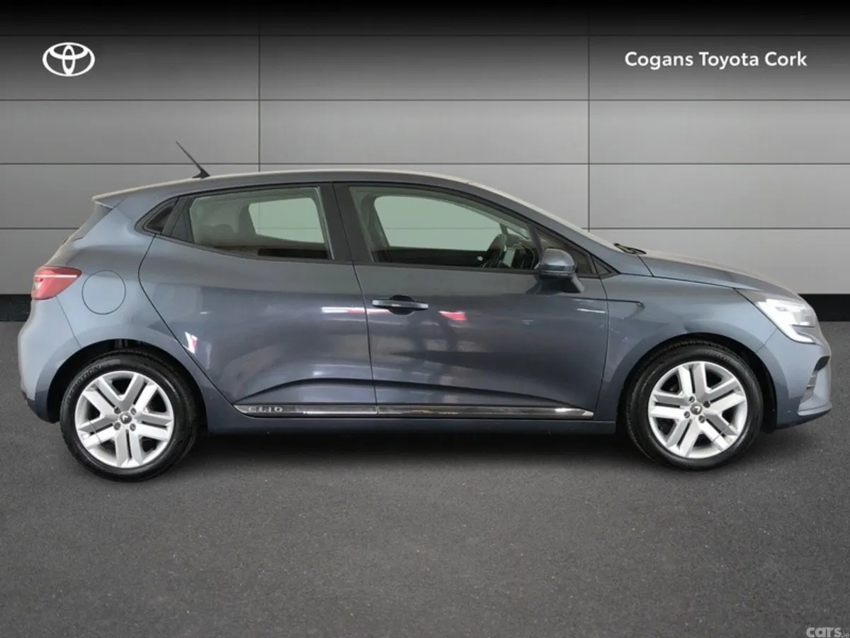Renault Clio Hatchback, Petrol, 2020, Grey